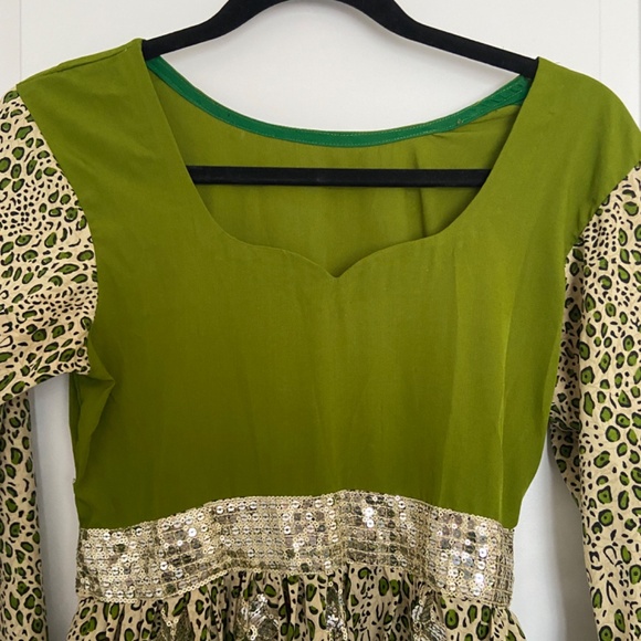 Shalwar kameez 3 piece medium - Picture 5 of 6